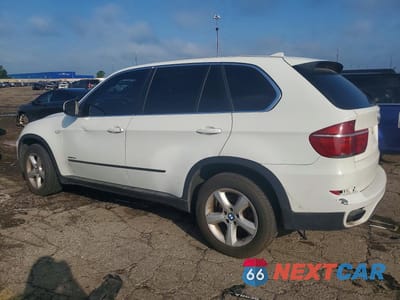 Drugie zdjęcie samochodu z przodu: 2011 BMW X5 XDRIVE50I VIN:5UXZV8C50BL419304 - miniatura