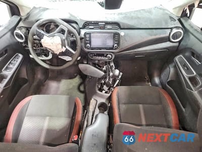 Zdjęcie 8 z 12 samochodu: 2024 NISSAN VERSA SR VIN:3N1CN8FV7RL906522 - miniatura