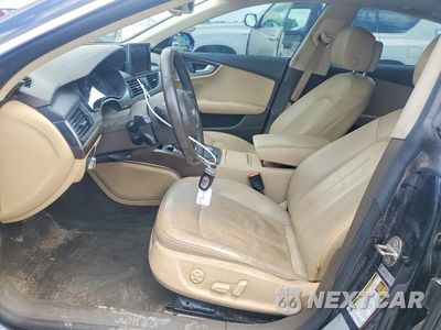Zdjęcie 7 z 12 samochodu: 2014 AUDI A7 VIN:WAUWGAFC2EN077005 - miniatura