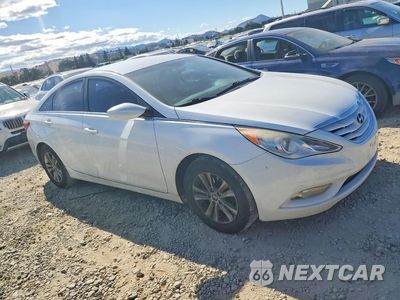 Czwarte zdjęcie samochodu z boku: 2013 HYUNDAI SONATA GLS VIN:5NPEB4AC0DH769316 - miniatura