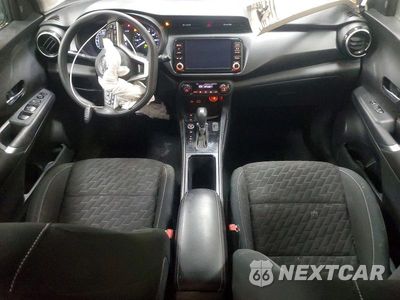 Zdjęcie 8 z 14 samochodu: 2021 NISSAN KICKS SV VIN:3N1CP5CV5ML525953 - miniatura