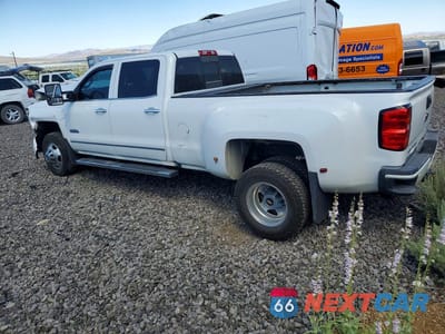 Drugie zdjęcie samochodu z przodu: 2015 CHEVROLET SILVERADO K3500 HIGH COUNTRY VIN:1GC4K1E81FF663888 - miniatura
