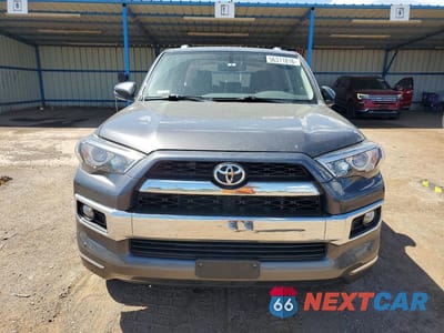 Piąte zdjęcie samochodu w środku: 2019 TOYOTA 4RUNNER LIMITED VIN:JTEBU5JR1K5638511 - miniatura