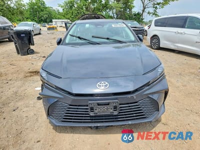 Piąte zdjęcie samochodu w środku: 2025 TOYOTA CAMRY LE VIN:4T1DAACK2SU513808 - miniatura
