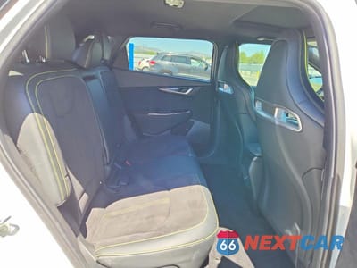 Zdjęcie 11 z 13 samochodu: 2023 KIA EV6 GT VIN:KNDC5DLE2P5125091 - miniatura