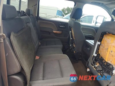 Zdjęcie 11 z 13 samochodu: 2015 CHEVROLET SILVERADO K3500 LTZ VIN:1GC4K0E88FF520611 - miniatura