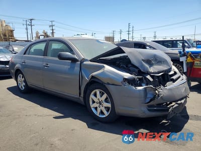 Czwarte zdjęcie samochodu z boku: 2006 TOYOTA AVALON XLS 4D SEDAN VIN:4T1BK36B96U128439 - miniatura