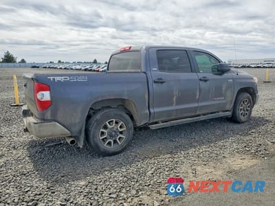 Trzecie zdjęcie samochodu z tyłu: 2017 TOYOTA TUNDRA SR5 VIN:5TFDY5F19HX610313 - miniatura