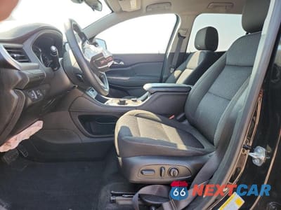Zdjęcie 7 z 14 samochodu: 2022 GMC ACADIA SLE VIN:1GKKNRL48NZ128460 - miniatura