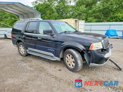 Czwarte zdjęcie samochodu z boku: 2003 LINCOLN NAVIGATOR VIN:5LMFU27R23LJ43946 - miniatura