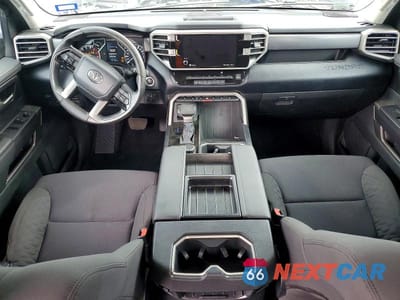 Zdjęcie 8 z 12 samochodu: 2024 TOYOTA TUNDRA SR5 VIN:5TFLA5DB9RX210913 - miniatura