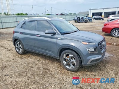 Czwarte zdjęcie samochodu z boku: 2025 HYUNDAI VENUE SEL VIN:KMHRC8A36SU354067 - miniatura