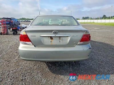 Zdjęcie 6 z 12 samochodu: 2005 TOYOTA CAMRY LE V6 VIN:4T1BF30K15U613007 - miniatura