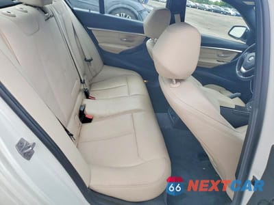 Zdjęcie 10 z 12 samochodu: 2016 BMW 328 XI SULEV VIN:WBA8E3G59GNT77797 - miniatura