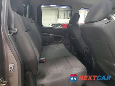 Zdjęcie 10 z 12 samochodu: 2015 NISSAN TITAN SV VIN:1N6AA0EC6FN502184 - miniatura