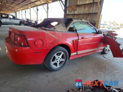 Trzecie zdjęcie samochodu z tyłu: 2002 FORD MUSTANG VIN:1FAFP44442F216286 - miniatura