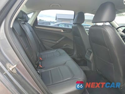 Zdjęcie 10 z 13 samochodu: 2018 VOLKSWAGEN PASSAT S VIN:1VWAA7A34JC010921 - miniatura