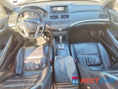 Zdjęcie 8 z 12 samochodu: 2009 HONDA ACCORD EXL VIN:1HGCP26849A108583 - miniatura