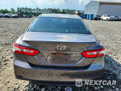 Zdjęcie 6 z 12 samochodu: 2018 TOYOTA CAMRY LE VIN:4T1B11HK3JU018287 - miniatura