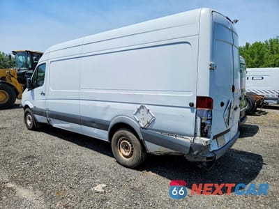 Drugie zdjęcie samochodu z przodu: 2012 MERCEDES BENZ SPRINTER 2500 DELIVERY VAN VIN:WD3PE8CB3C5707235 - miniatura