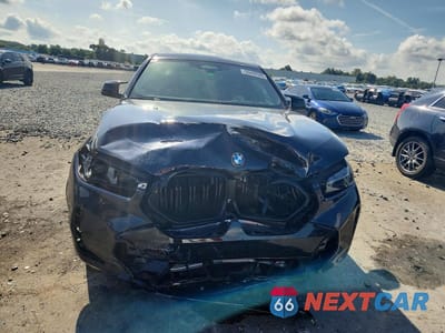 Piąte zdjęcie samochodu w środku: 2024 BMW X6 M60I VIN:5UX43EX06R9U78703 - miniatura