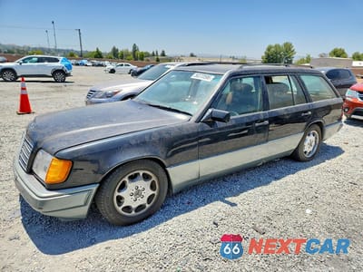 1995 MERCEDES-BENZ E 320 WDBEA92E5SF336113 - główne zdjęcie licytacji z USA - miniatura