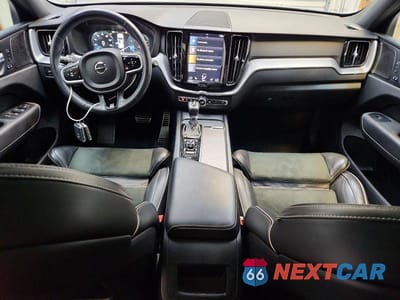 Zdjęcie 8 z 13 samochodu: 2019 VOLVO XC60 T6 R-DESIGN VIN:YV4A22RM6K1351487 - miniatura