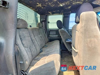 Zdjęcie 10 z 13 samochodu: 2004 CHEVROLET SILVERADO K2500 HEAVY DUTY VIN:1GCHK291X4E156902 - miniatura