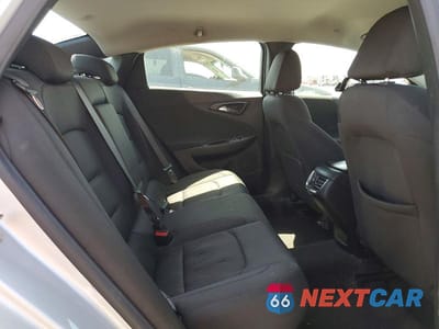 Zdjęcie 10 z 12 samochodu: 2020 CHEVROLET MALIBU LT VIN:1G1ZD5ST7LF040957 - miniatura