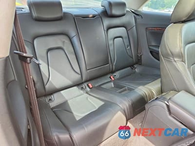 Zdjęcie 10 z 12 samochodu: 2011 AUDI A5 PREMIUM PLUS VIN:WAULFAFR9BA028610 - miniatura