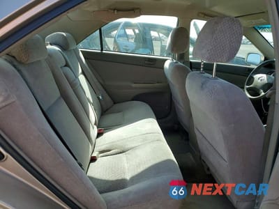 Zdjęcie 10 z 12 samochodu: 2003 TOYOTA CAMRY LE VIN:4T1BE32K83U154894 - miniatura