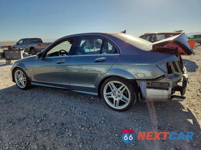 Drugie zdjęcie samochodu z przodu: 2012 MERCEDES-BENZ C 250 VIN:WDDGF4HBXCA607330 - miniatura