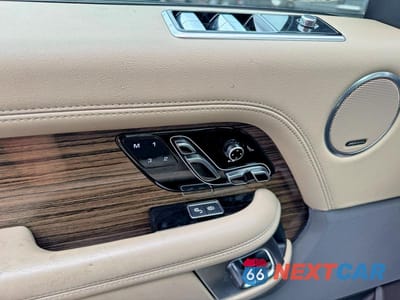 Zdjęcie 11 z 13 samochodu: 2019 LAND ROVER RANGE ROVER HSE VIN:SALGS2SV6KA532162 - miniatura