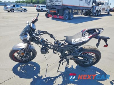 Trzecie zdjęcie samochodu z tyłu: 2023 KAWASAKI ZR900 F VIN:ML5ZRDF13PDA58723 - miniatura