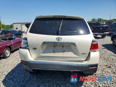 Zdjęcie 6 z 11 samochodu: 2012 TOYOTA HIGHLANDER BASE VIN:5TDBK3EH1CS136156 - miniatura
