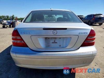Zdjęcie 6 z 12 samochodu: 2007 MERCEDES-BENZ C 280 4MATIC VIN:WDBRF92H17F896649 - miniatura