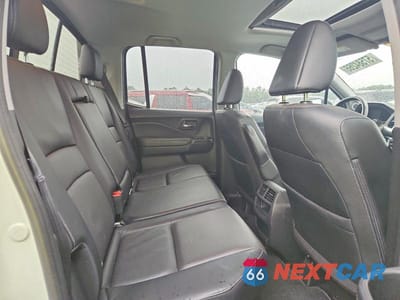 Zdjęcie 10 z 12 samochodu: 2017 HONDA RIDGELINE RTL VIN:5FPYK3F70HB028517 - miniatura