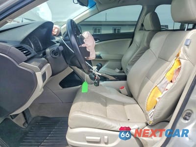Zdjęcie 7 z 12 samochodu: 2010 ACURA TSX VIN:JH4CU4F66AC002337 - miniatura