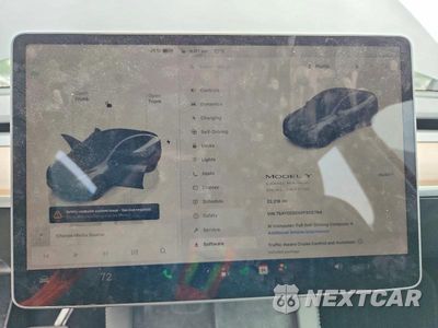 Zdjęcie 8 z 11 samochodu: 2023 TESLA MODEL Y VIN:7SAYGDEE6PF866794 - miniatura