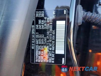 Zdjęcie 14 z 14 samochodu: 2017 VOLVO XC60 T5 DYNAMIC VIN:YV440MDR8H2223255 - miniatura