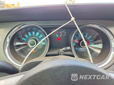 Zdjęcie 9 z 12 samochodu: 2013 FORD MUSTANG VIN:1ZVBP8AM5D5228988 - miniatura