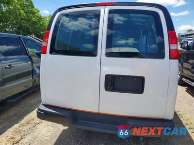 Zdjęcie 6 z 13 samochodu: 2024 CHEVROLET EXPRESS 2500 CARGO DELIVERY VAN VIN:1GCWGBF71R1282078 - miniatura