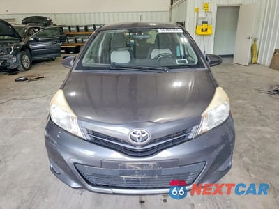 Piąte zdjęcie samochodu w środku: 2012 TOYOTA YARIS 5-DOOR L VIN:JTDKTUD39CD519055 - miniatura