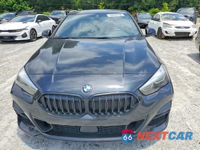 Piąte zdjęcie samochodu w środku: 2021 BMW 228XI VIN:WBA73AK03M7G94561 - miniatura