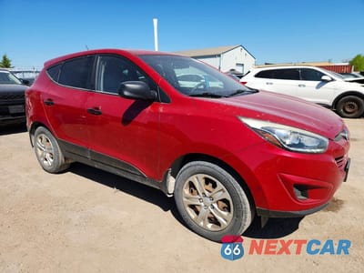 Czwarte zdjęcie samochodu z boku: 2015 HYUNDAI TUCSON GLS VIN:KM8JTCAF2FU026600 - miniatura
