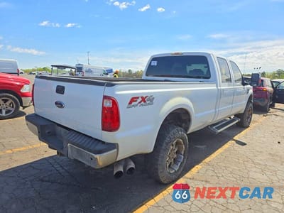 Czwarte zdjęcie samochodu z boku: 2008 FORD F350 SRW SUPER DUTY VIN:1FTWW31R18EA61184 - miniatura