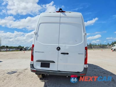 Zdjęcie 6 z 12 samochodu: 2024 MERCEDES BENZ SPRINTER 2500 VIN:W1Y4KBHYXRT169600 - miniatura