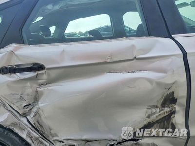 Zdjęcie 10 z 12 samochodu: 2015 FORD FUSION SE VIN:1FA6P0H71F5109303 - miniatura