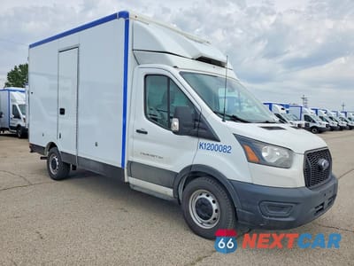 Czwarte zdjęcie samochodu z boku: 2020 FORD TRANSIT DELIVERY TRUCK VIN:1FDBW5Z87LKB07466 - miniatura