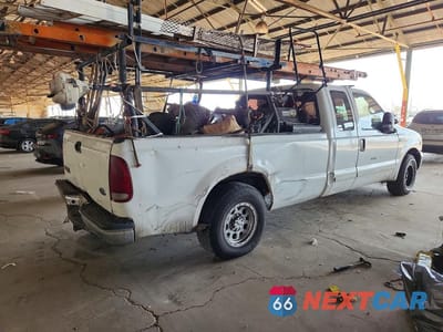 Trzecie zdjęcie samochodu z tyłu: 2002 FORD F250 SUPER DUTY VIN:1FTNX20L22EB64122 - miniatura